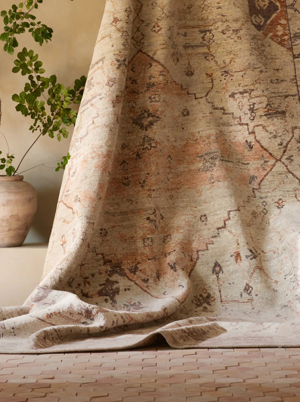 RUGS