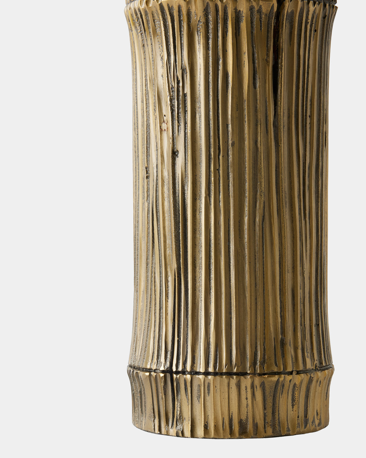 883327-Detail Base
