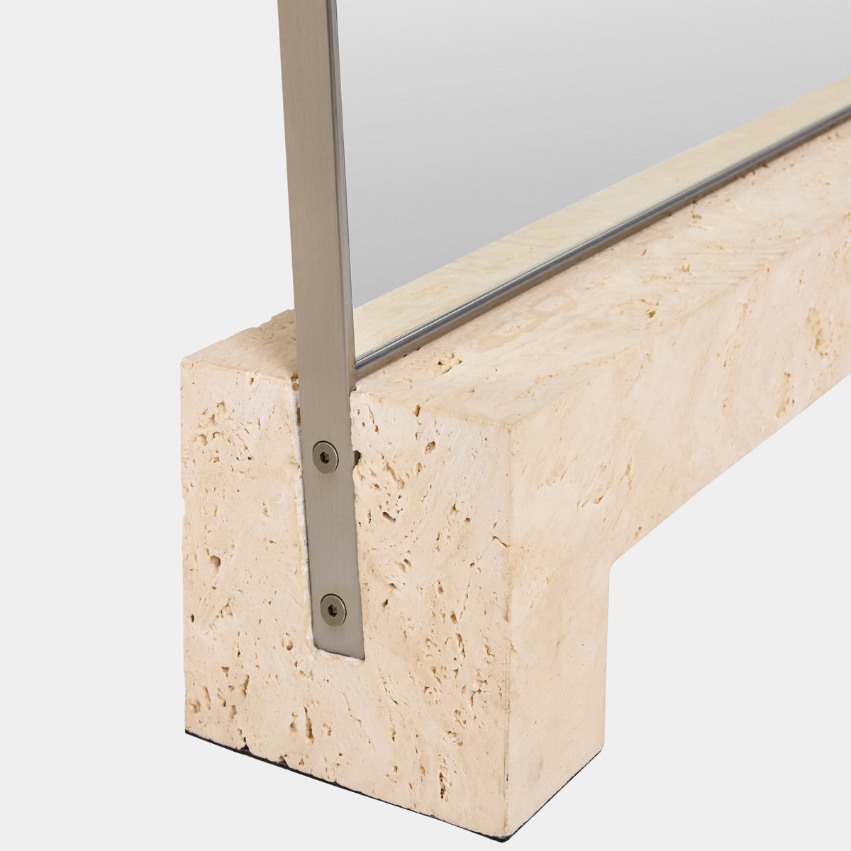 Ca880009-Detail Corner