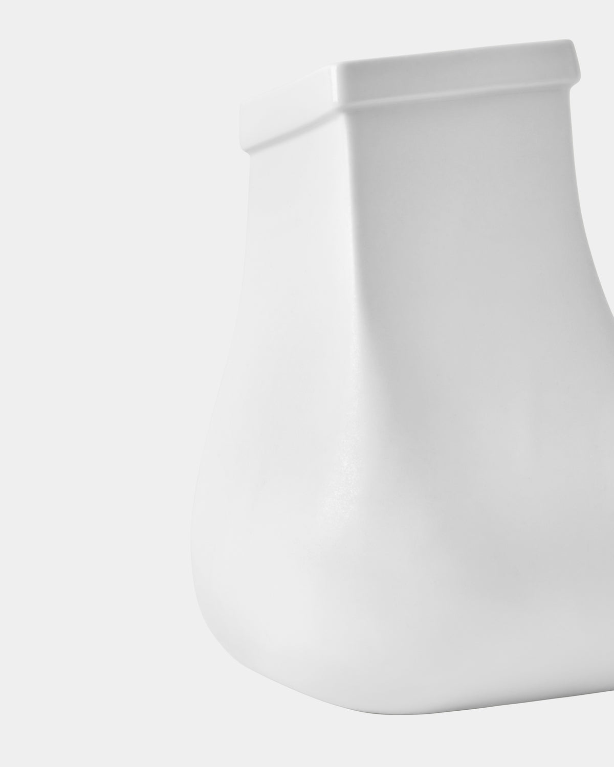 Ca110014-Detail Side