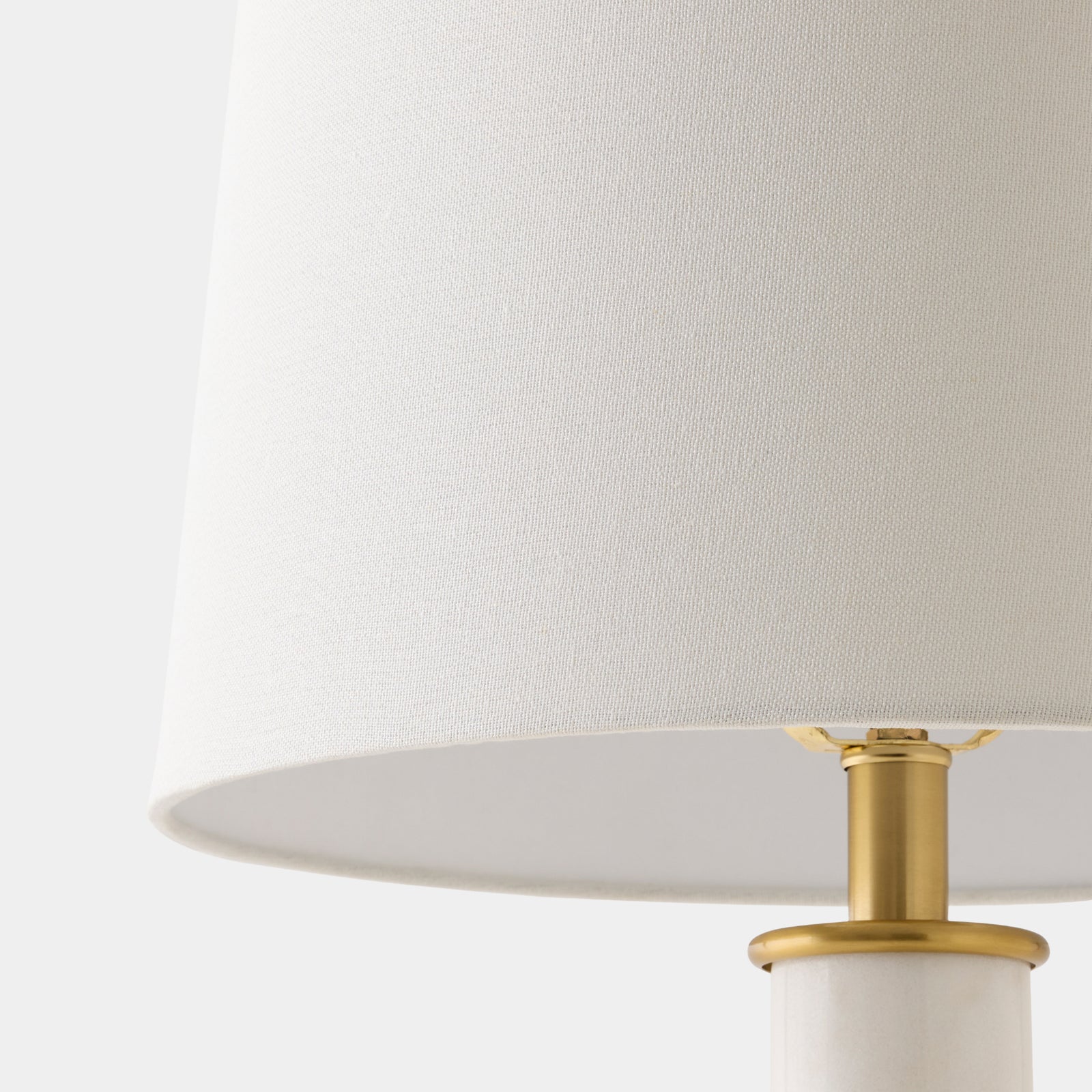 883362-Detail Shade