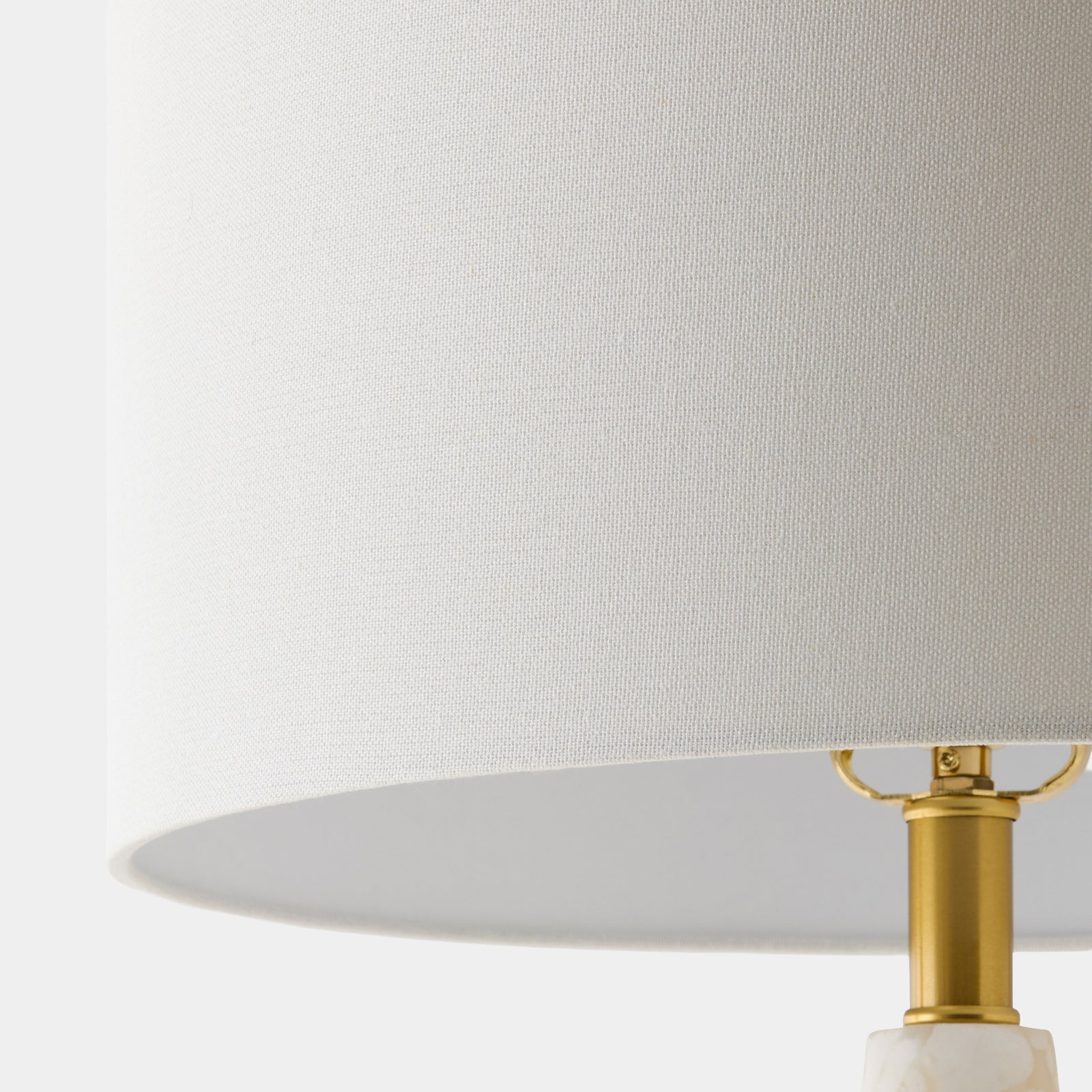 883365-Detail Shade