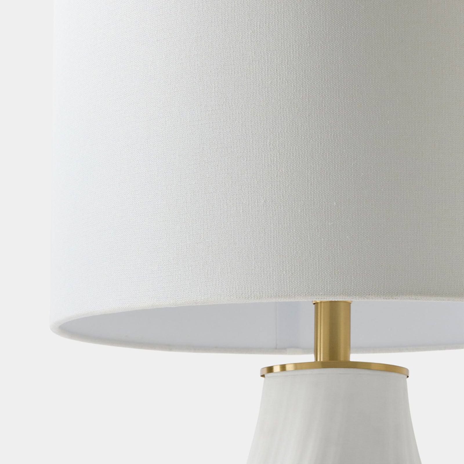 883350-Detail 104