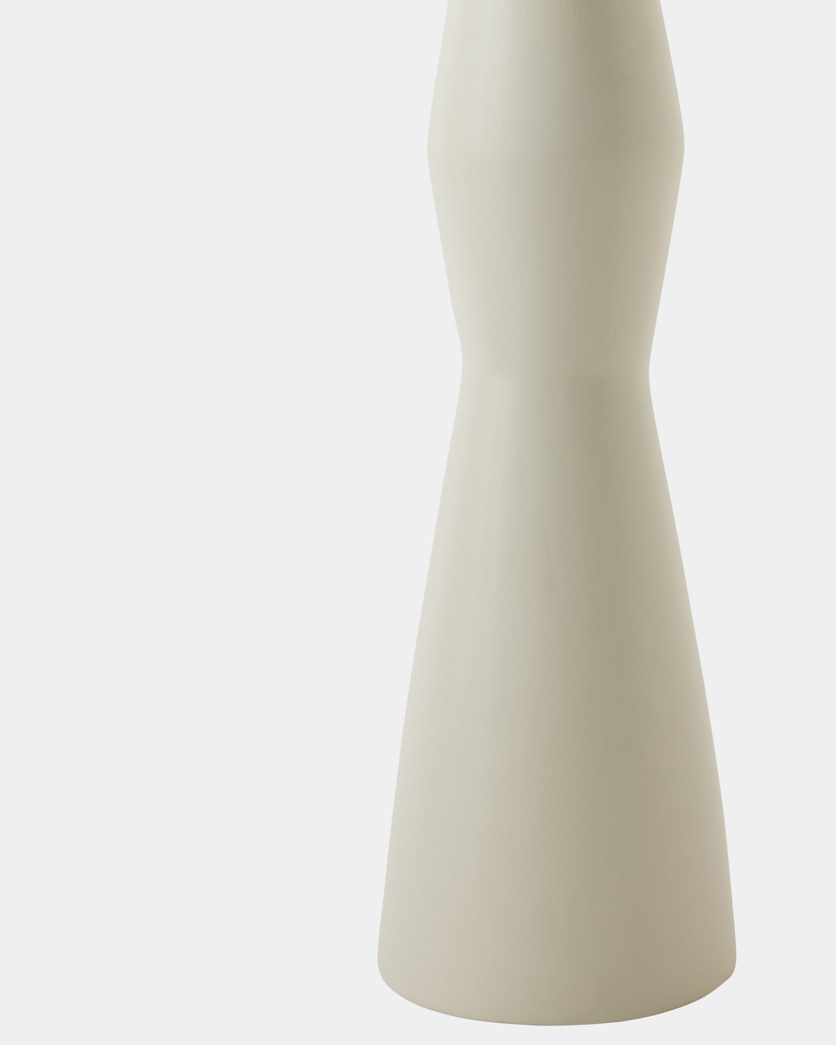730333-Detail Base