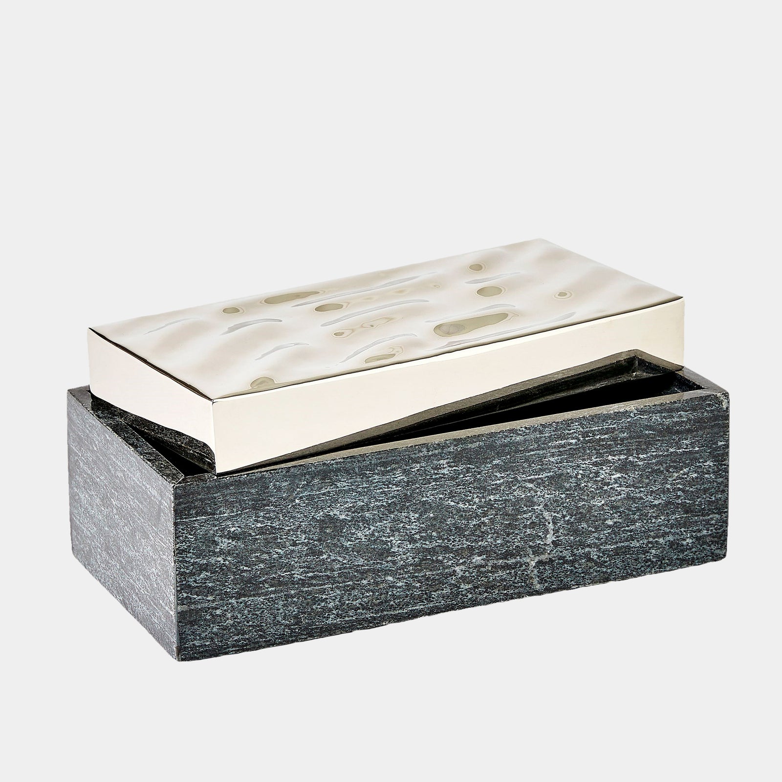 994002-Detail 556