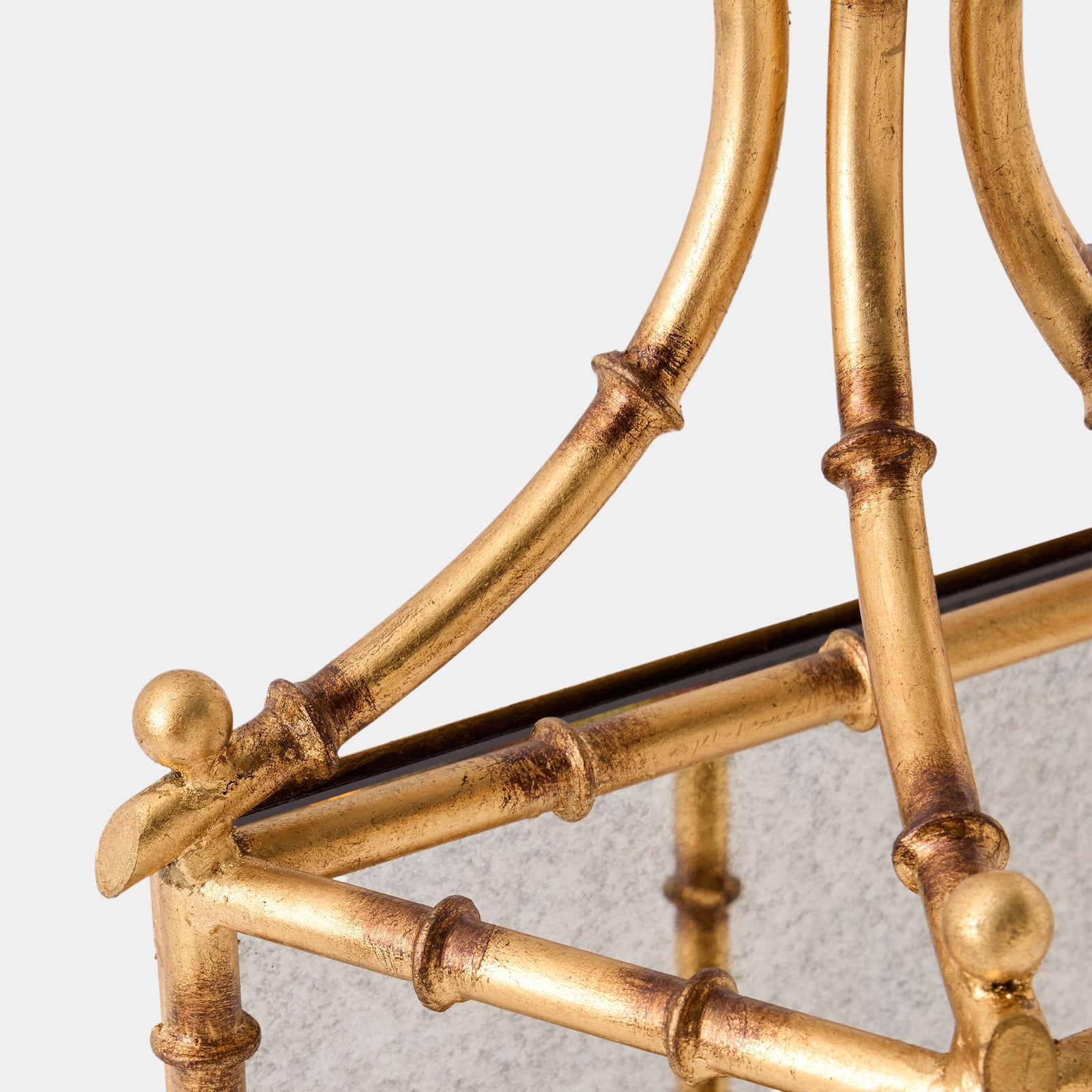 883318-Detail General 105