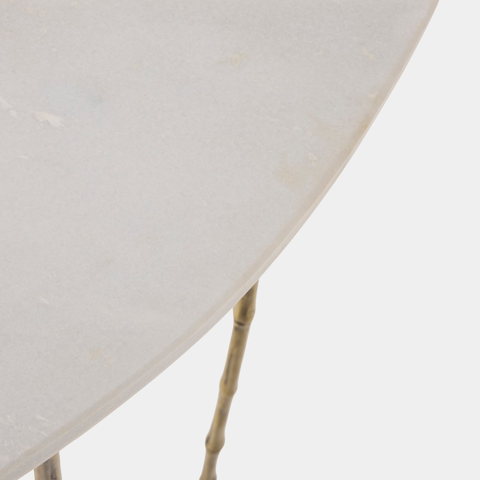883409-Detail Corner