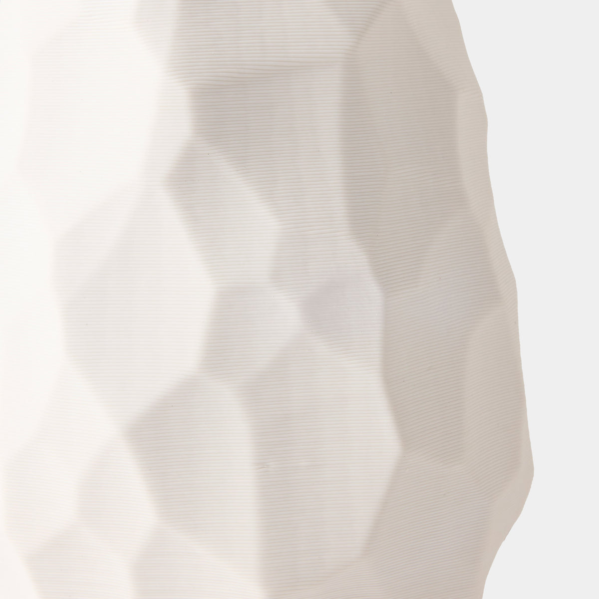 883349-Detail 105
