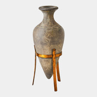 331909-Vase