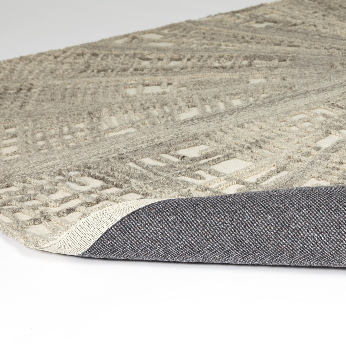 791379-Detail General 120