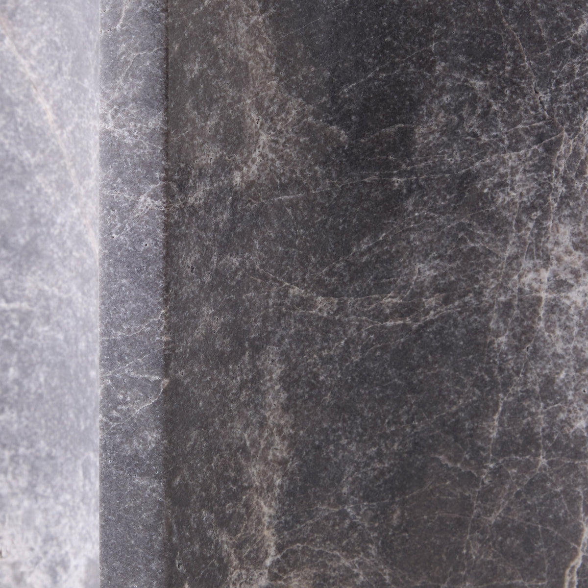 883387-Detail 105