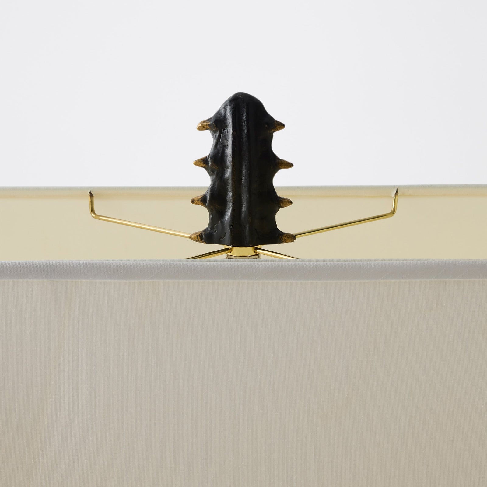 883342-Detail 104