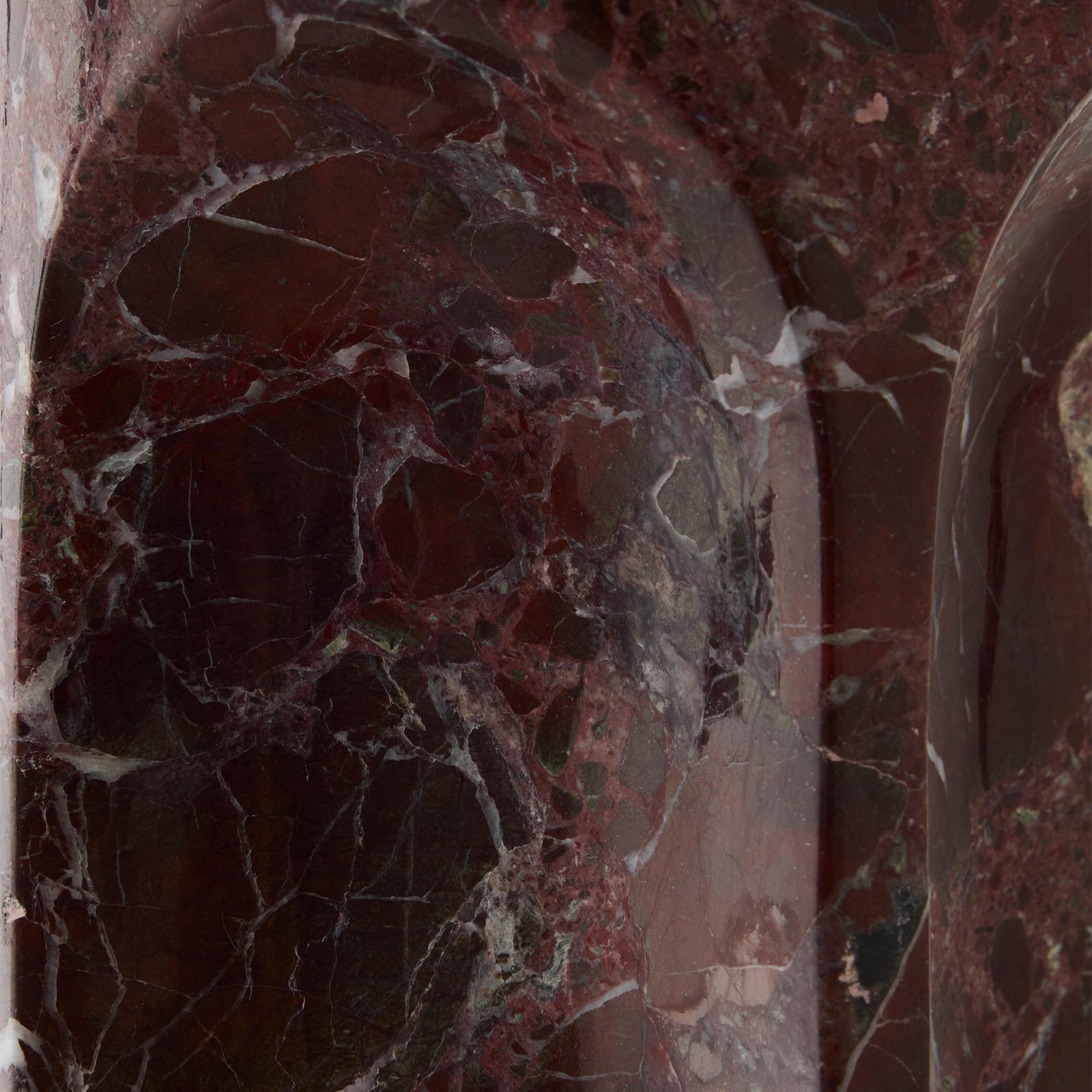 883386-Detail 102
