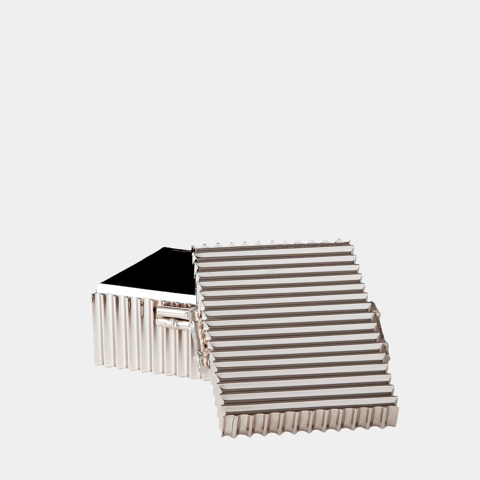 992037-Detail 323