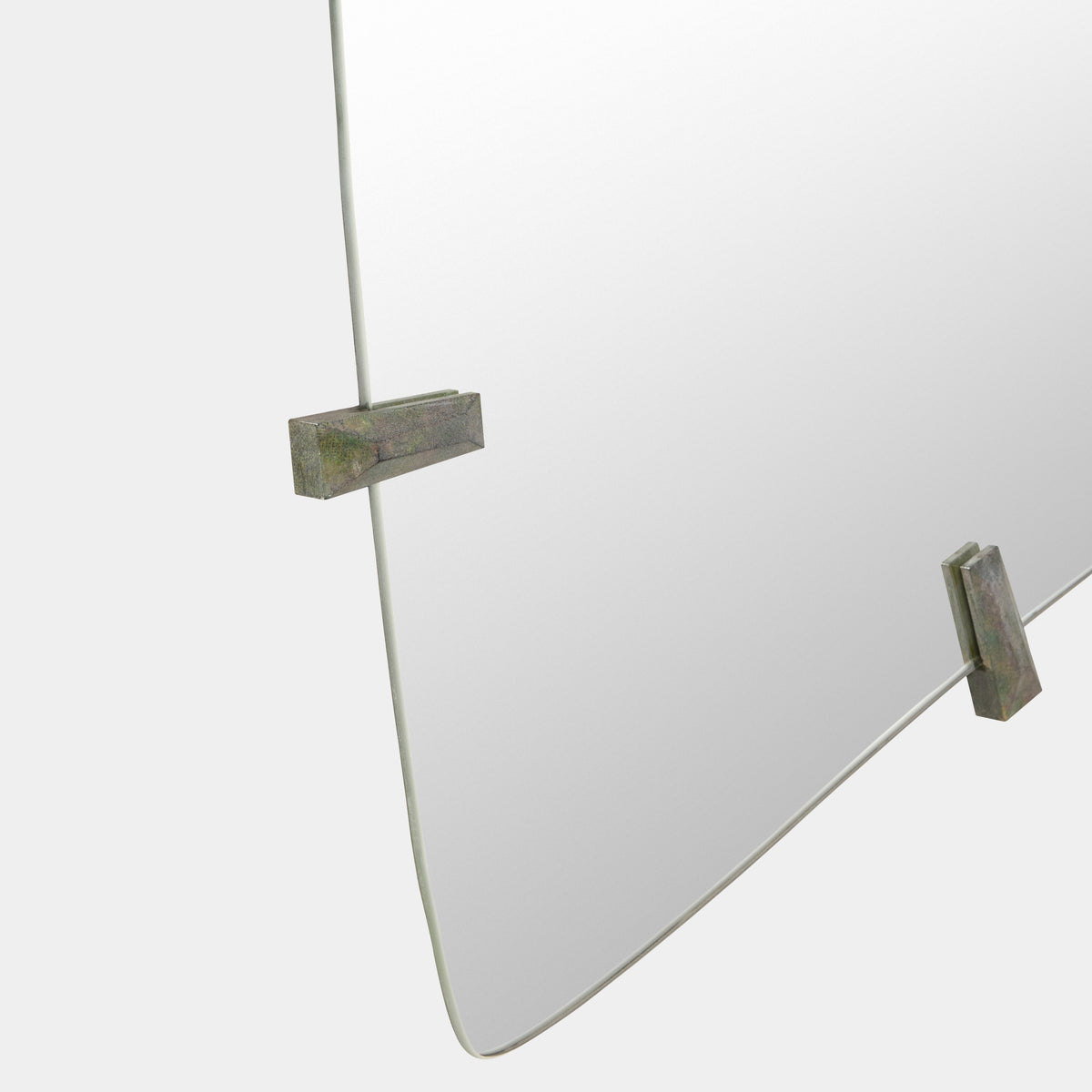 Ca880010-Detail Corner