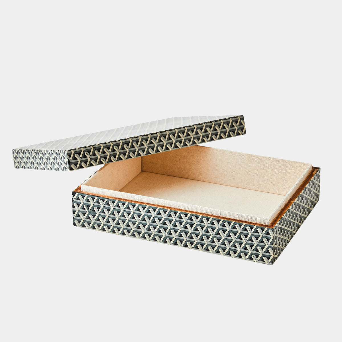 994039-Detail 572