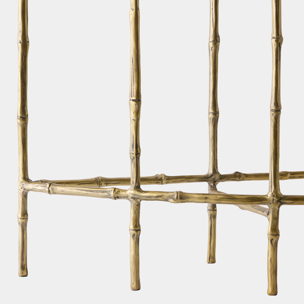 883409-Detail Base
