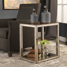 Load image into Gallery viewer, Julie End Table
