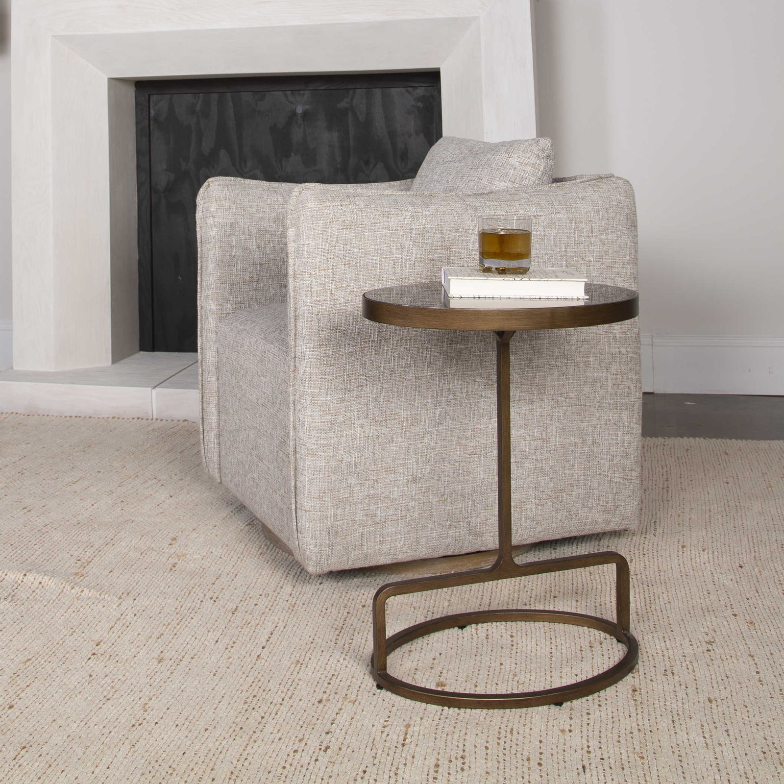 Jessenia Accent Table