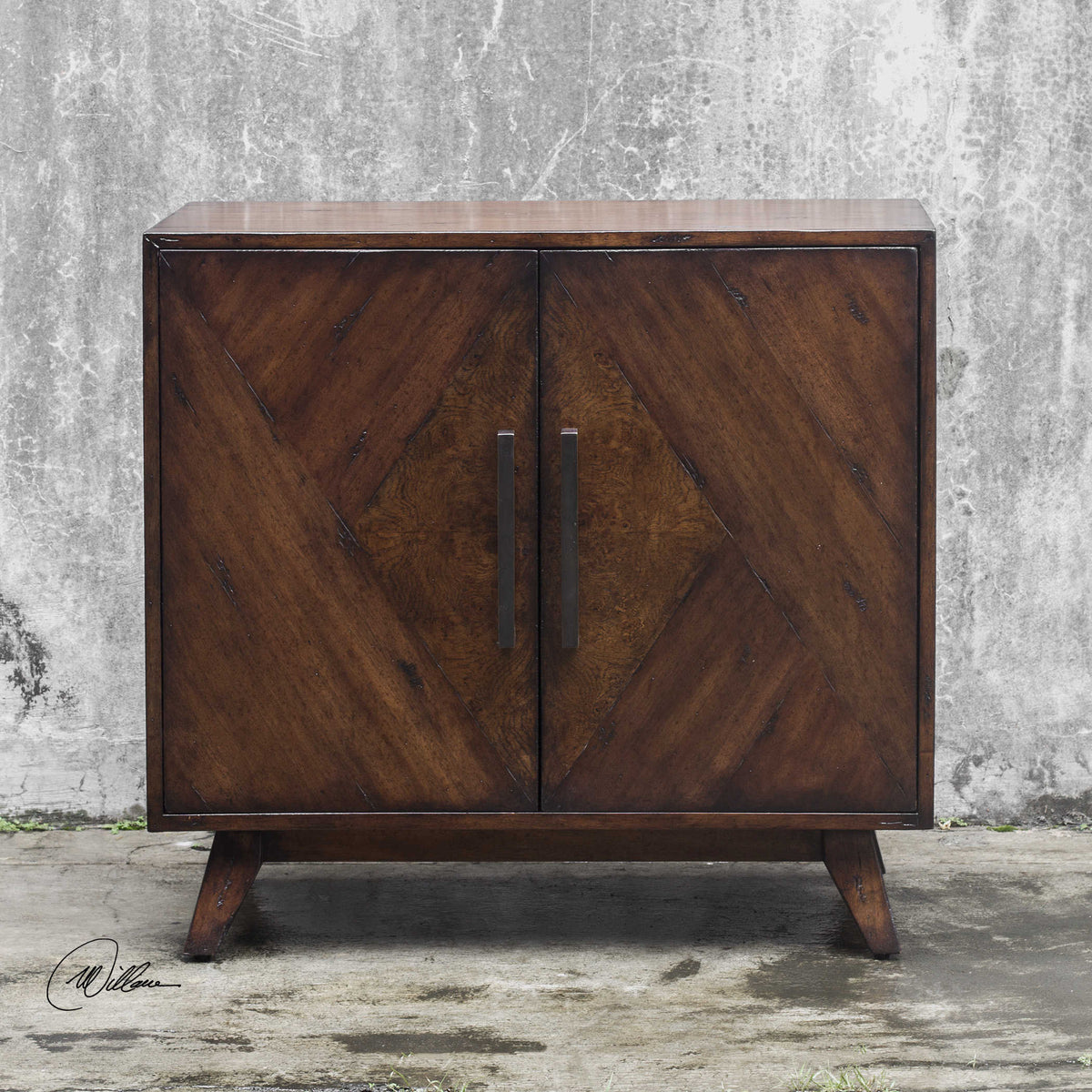 Liri 2 Door Cabinet