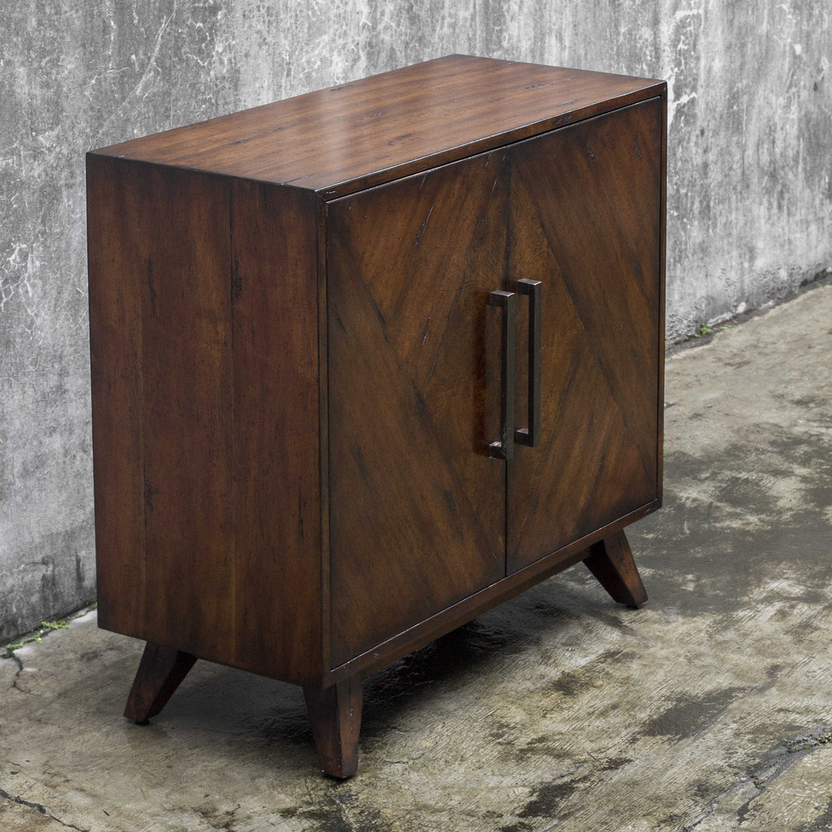 Liri 2 Door Cabinet