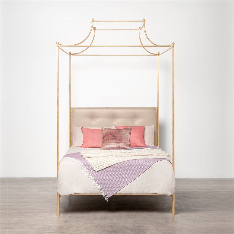 Janelle Bed
