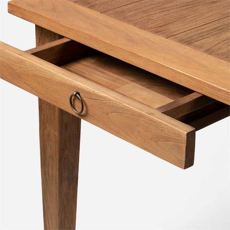 Maisie Table