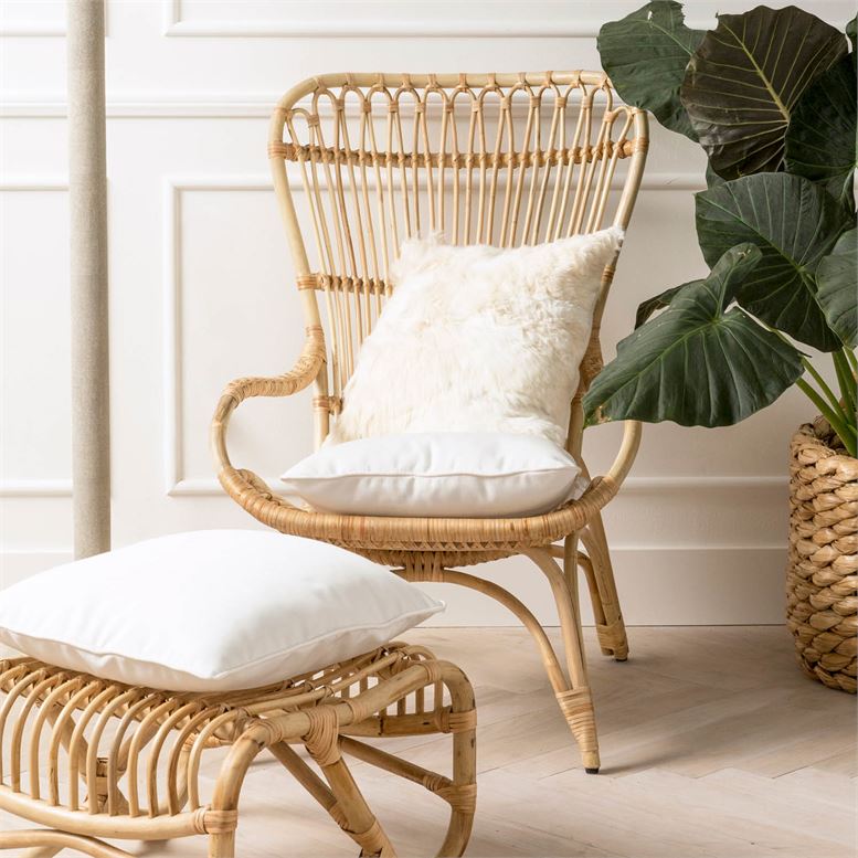 Neta Lounge Chair