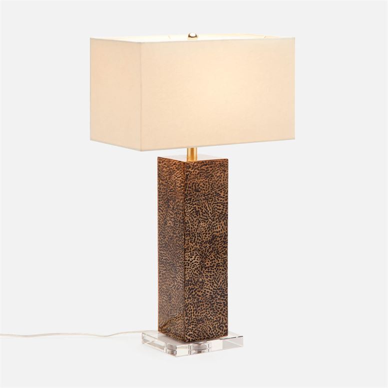 Della Lamp