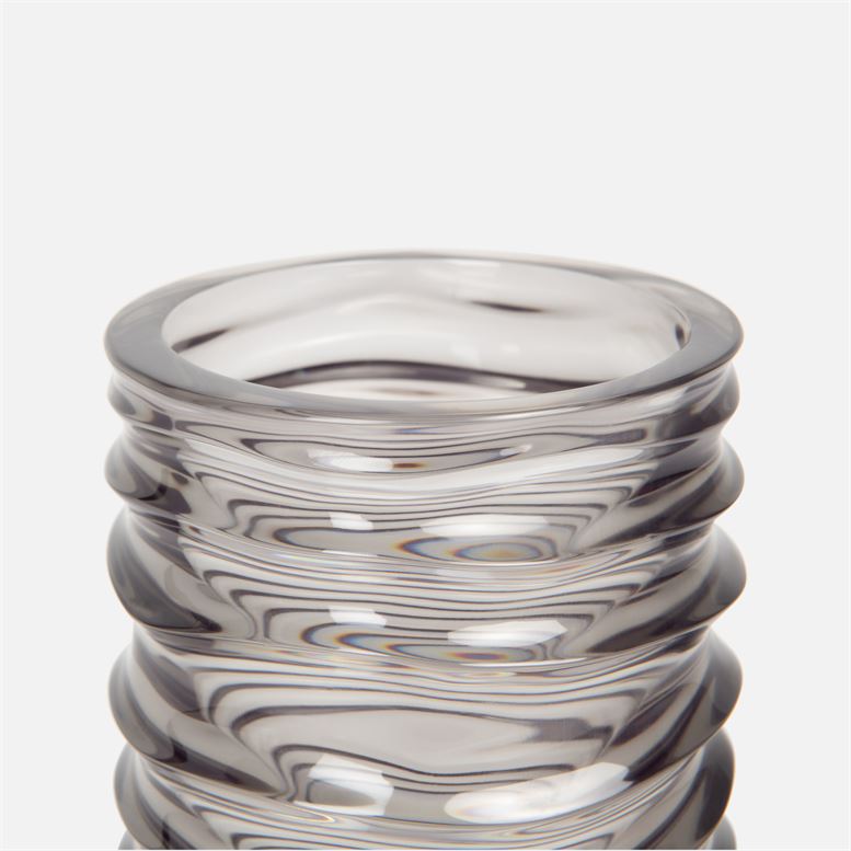 Holland Vase