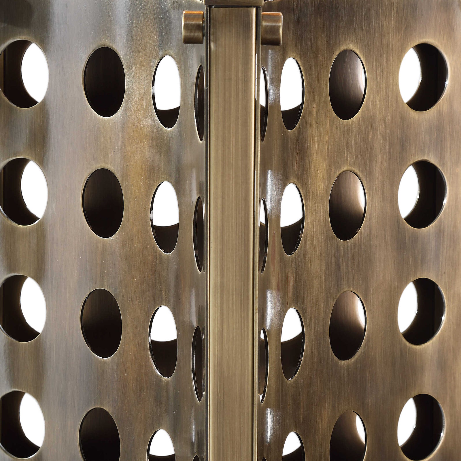 Lario Table Lamp